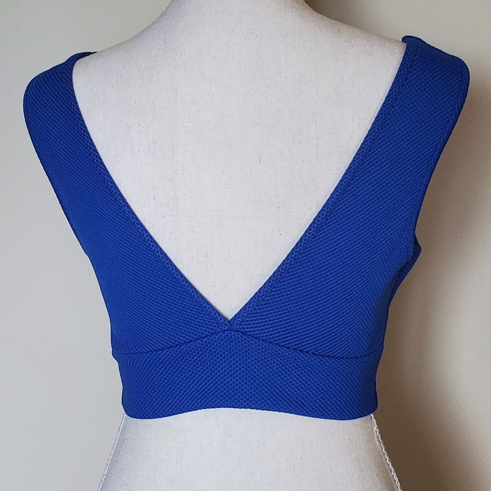 Cropped V neck top - Picture 5 of 6